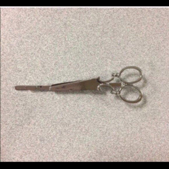 Brand New pair (2 piece) of scissor hair pins! - Picture 3 of 3